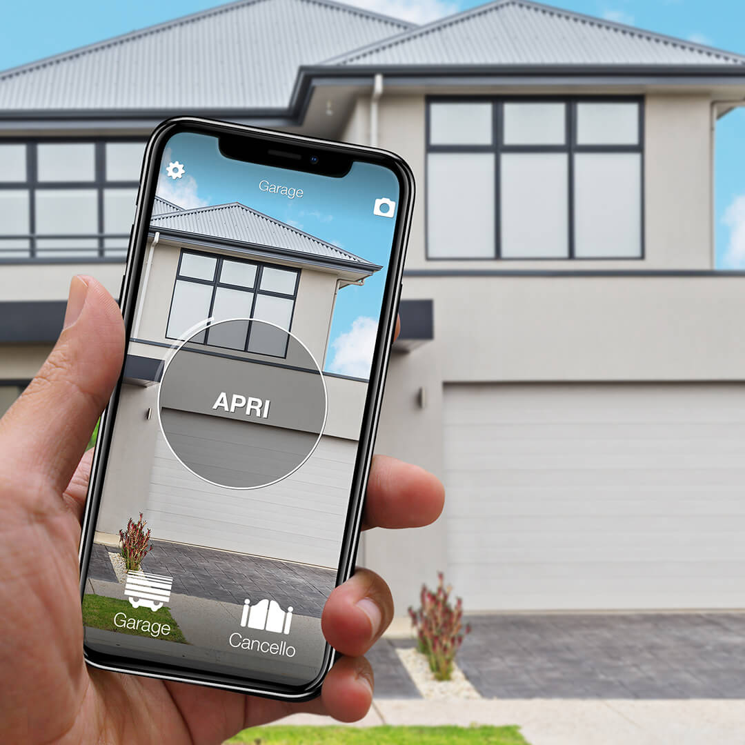 Apricancello bluetooth con app 1Control sullo smartphone per aprire il cancello automatico
