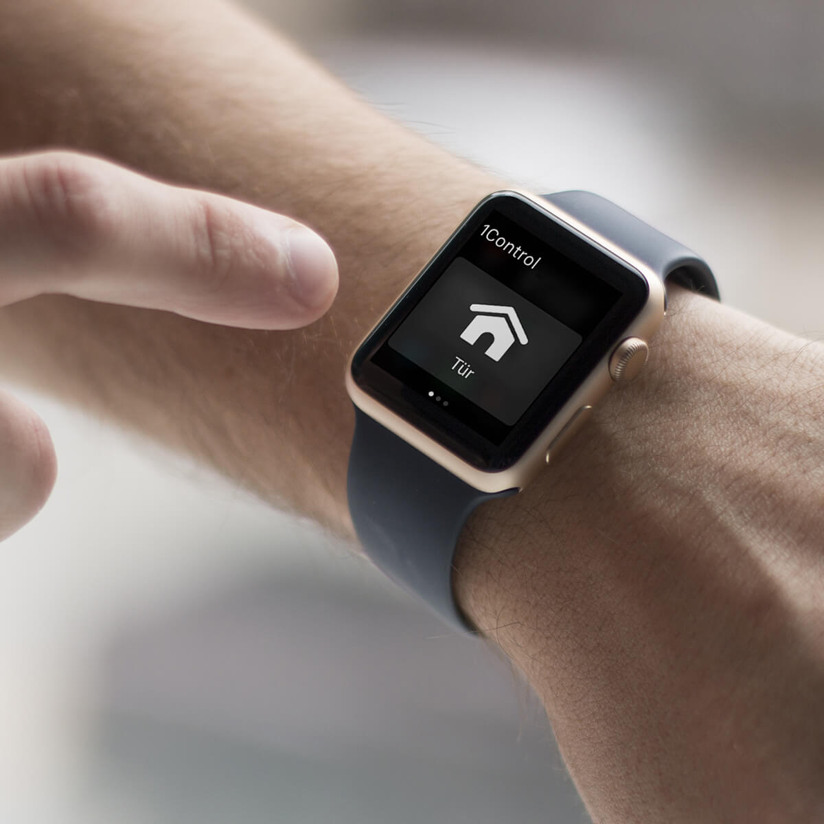 &Ouml;ffnung eines elektronischen T&uuml;rschlosses DORY direkt von der Apple Watch ohne Smartphone